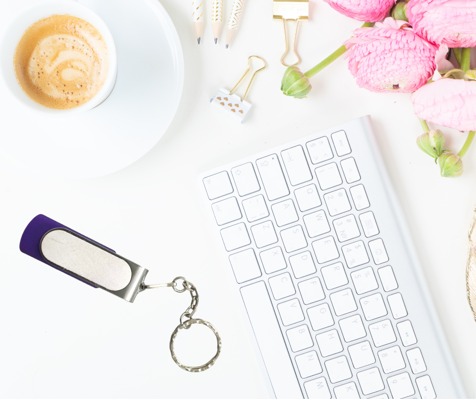 32GB Sublimation USB Flash Drive Keychain In 4 Colors